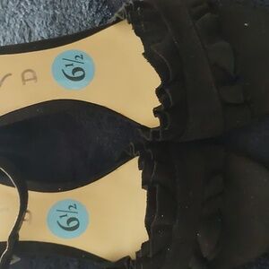 NEW UNISA LADIES SHOES